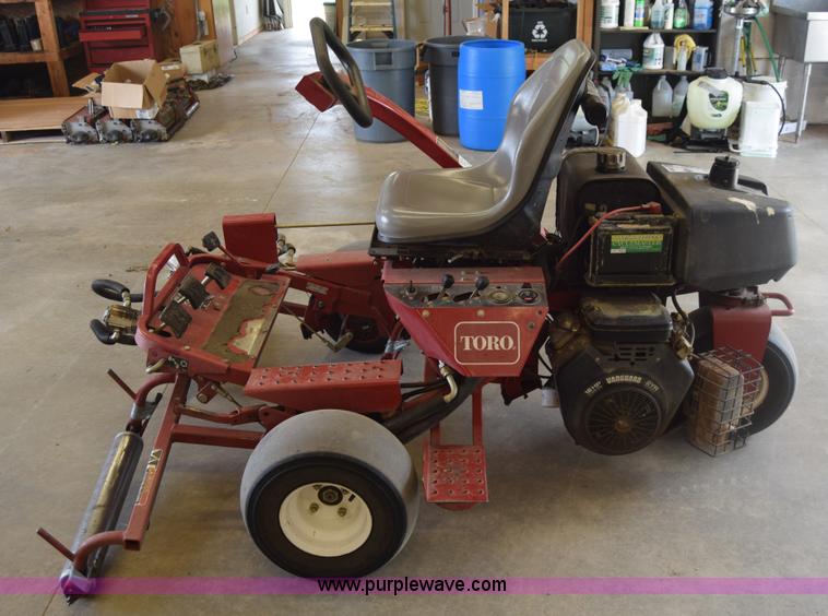 image for item J8039 Toro Greensmaster 3050 Triplex lawn mower