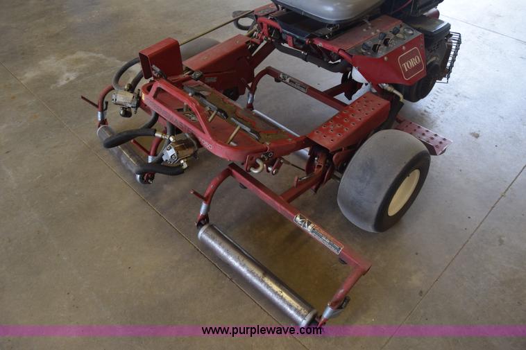 image for item J8039 Toro Greensmaster 3050 Triplex lawn mower