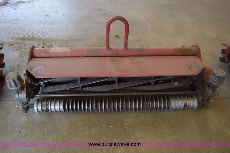 image for item J8039 Toro Greensmaster 3050 Triplex lawn mower