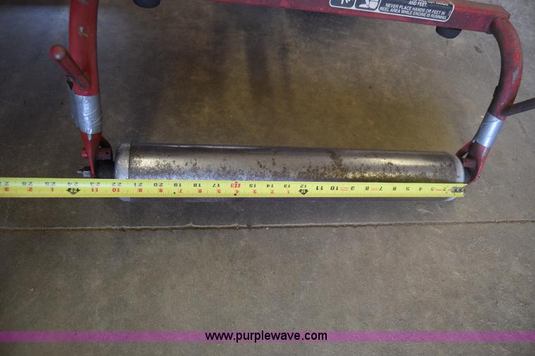 image for item J8039 Toro Greensmaster 3050 Triplex lawn mower