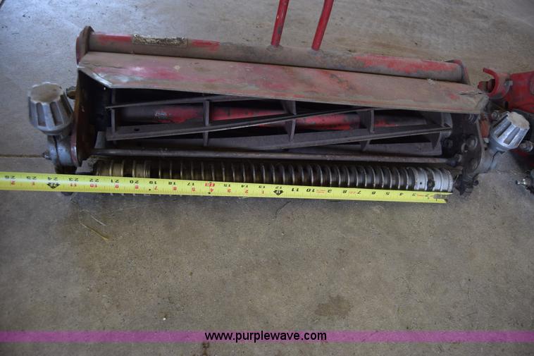 image for item J8039 Toro Greensmaster 3050 Triplex lawn mower