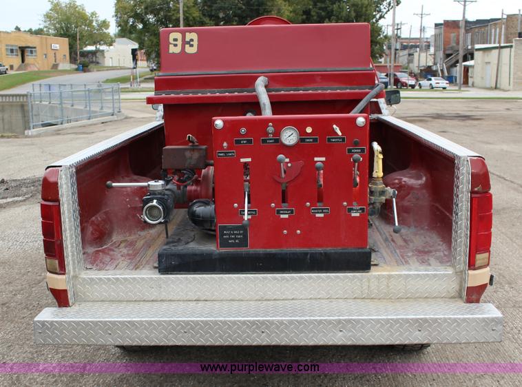 image for item K1194 1986 Ford F250 XLT SuperCab fire truck