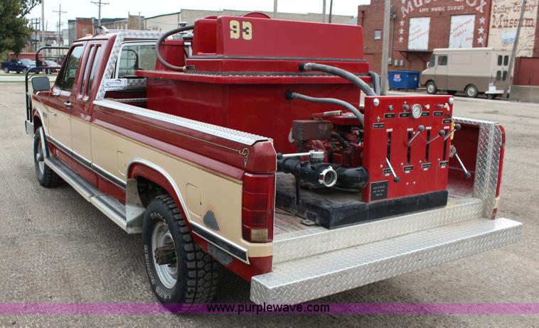 image for item K1194 1986 Ford F250 XLT SuperCab fire truck