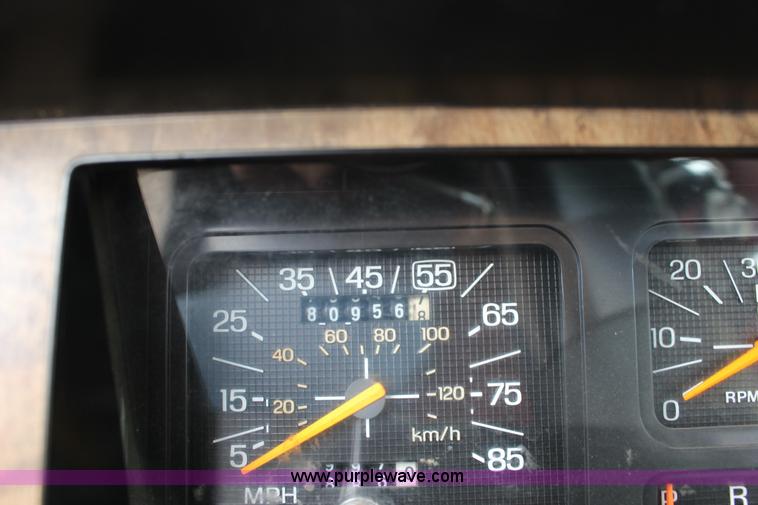 image for item K1194 1986 Ford F250 XLT SuperCab fire truck