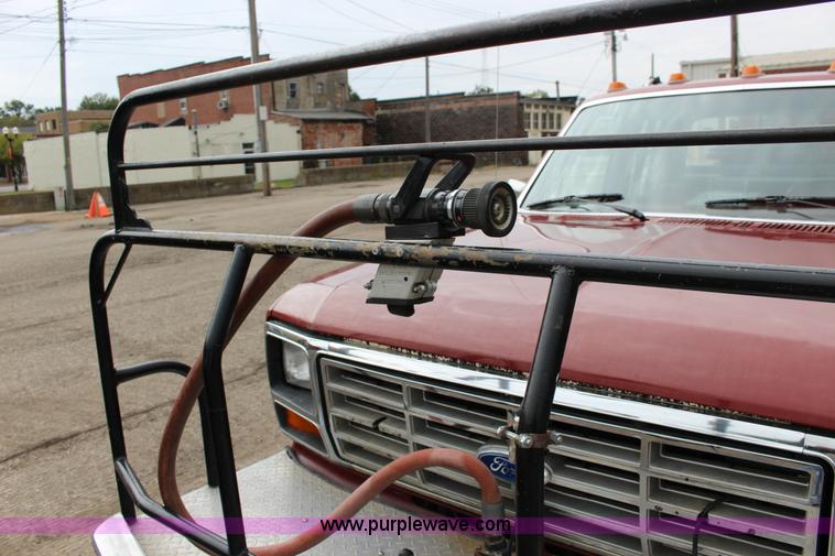 image for item K1194 1986 Ford F250 XLT SuperCab fire truck