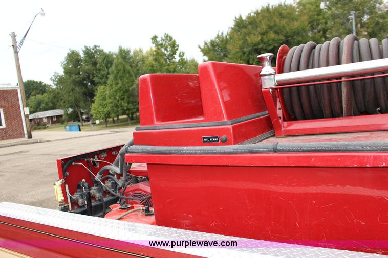 image for item K1194 1986 Ford F250 XLT SuperCab fire truck