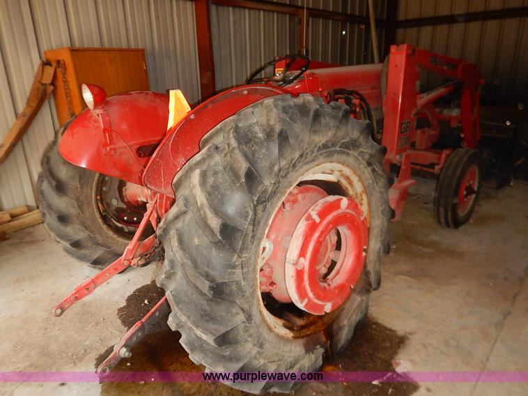image for item K1684 Massey-Ferguson 65 tractor