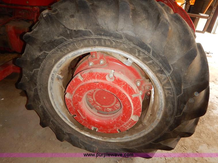 image for item K1684 Massey-Ferguson 65 tractor