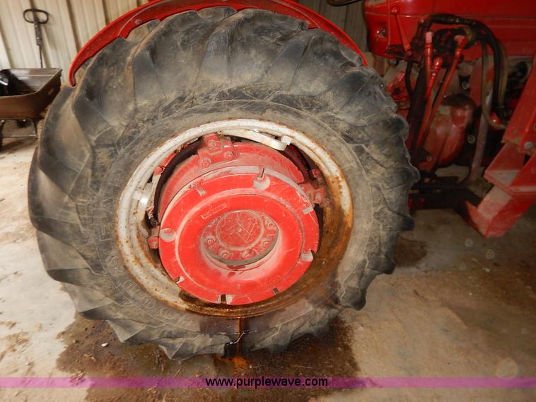 image for item K1684 Massey-Ferguson 65 tractor