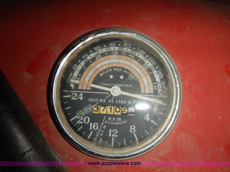 image for item K1684 Massey-Ferguson 65 tractor