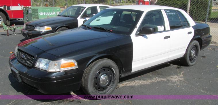image for item K6371 2009 Ford Crown Victoria Police Interceptor