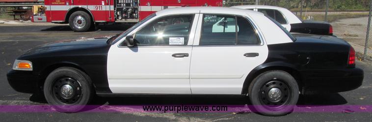 image for item K6371 2009 Ford Crown Victoria Police Interceptor