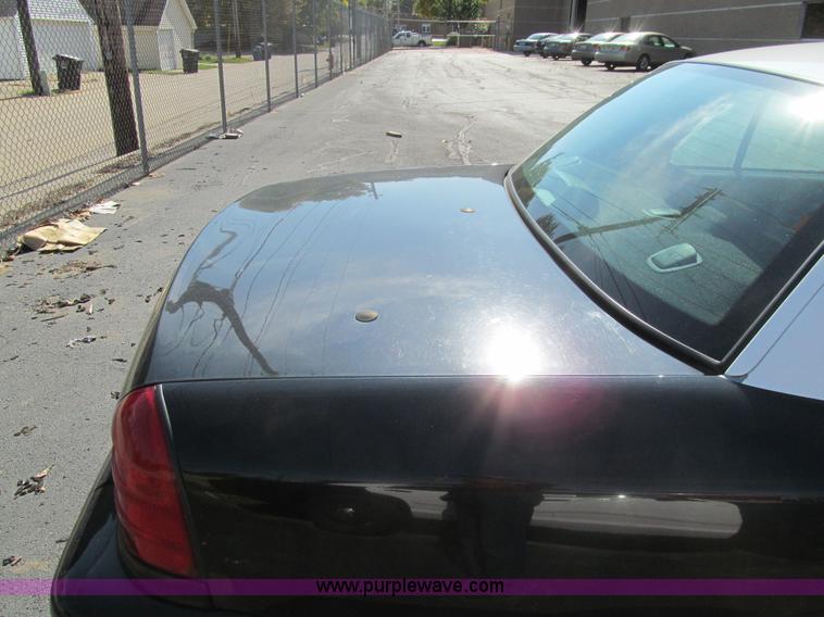 image for item K6371 2009 Ford Crown Victoria Police Interceptor