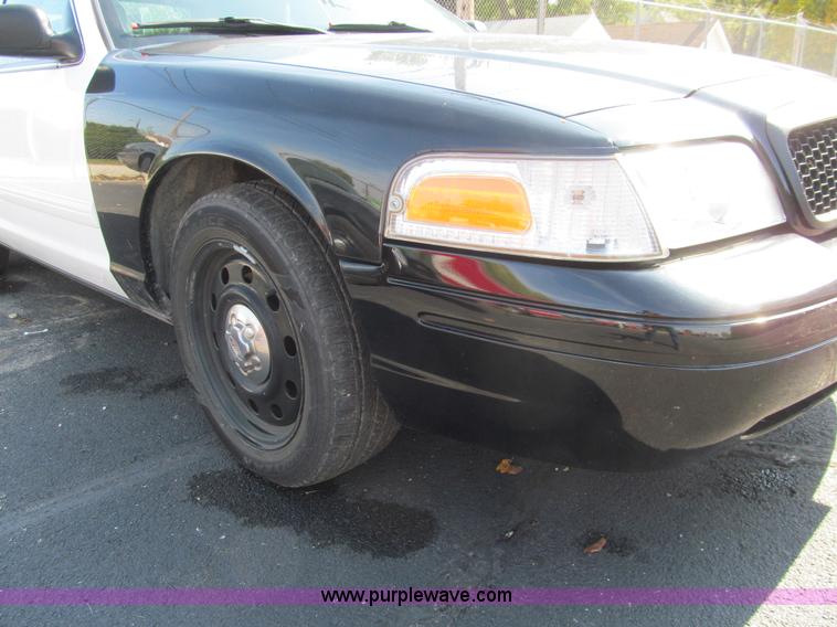 image for item K6371 2009 Ford Crown Victoria Police Interceptor