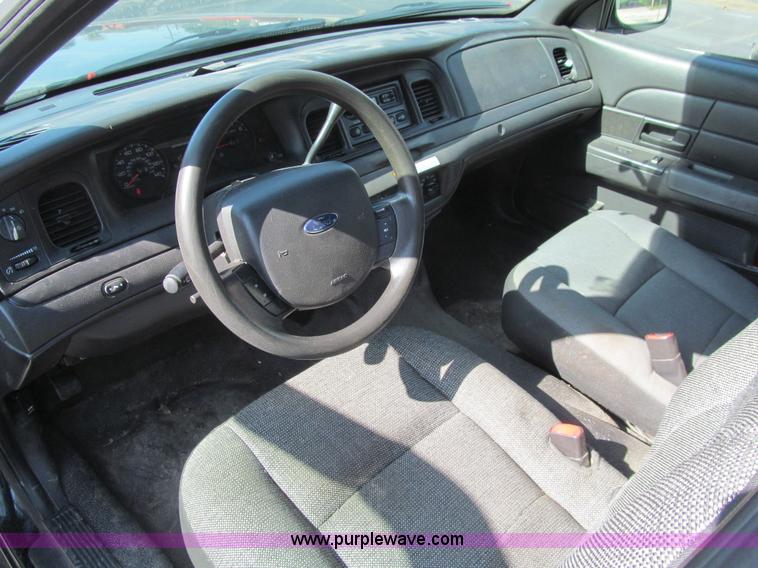 image for item K6371 2009 Ford Crown Victoria Police Interceptor