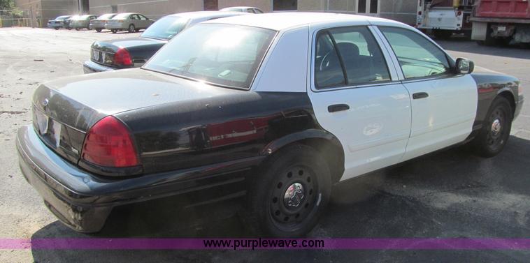 image for item K6372 2009 Ford Crown Victoria Police Interceptor