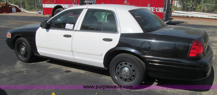 image for item K6372 2009 Ford Crown Victoria Police Interceptor