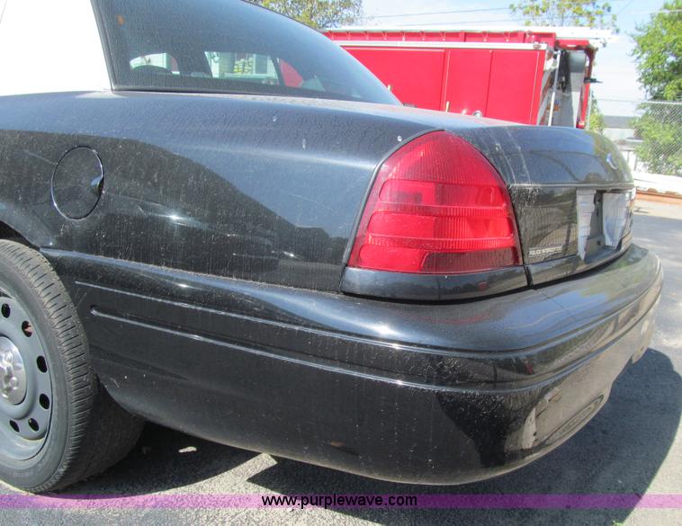 image for item K6372 2009 Ford Crown Victoria Police Interceptor