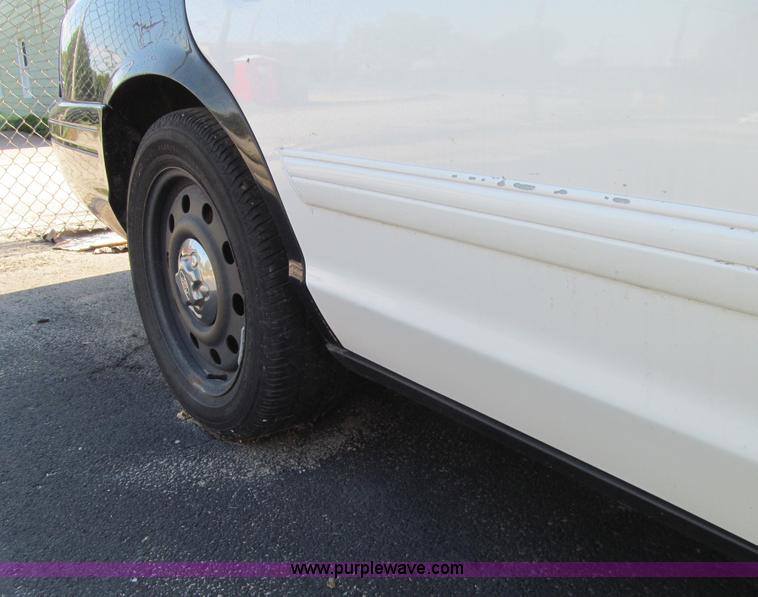 image for item K6372 2009 Ford Crown Victoria Police Interceptor