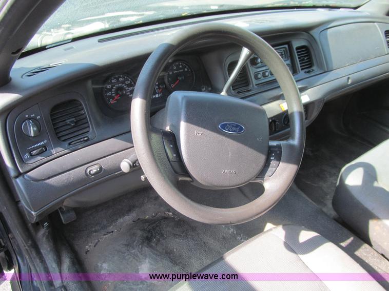 image for item K6372 2009 Ford Crown Victoria Police Interceptor