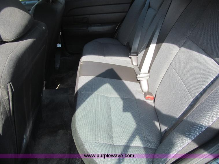 image for item K6372 2009 Ford Crown Victoria Police Interceptor