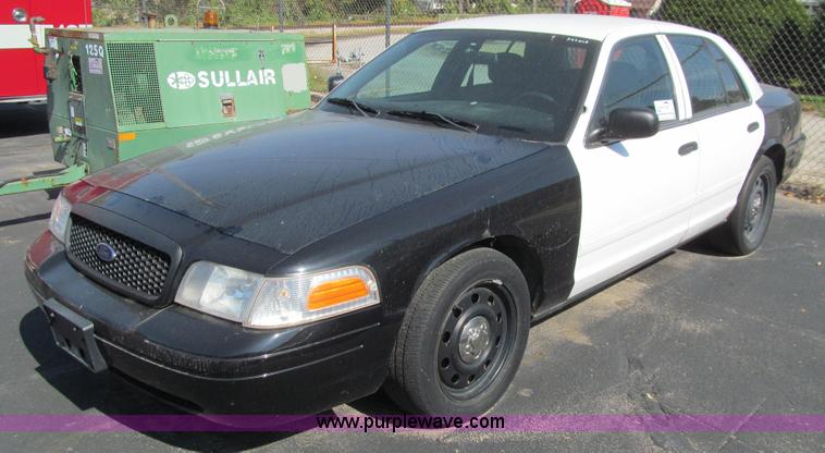 image for item K6372 2009 Ford Crown Victoria Police Interceptor