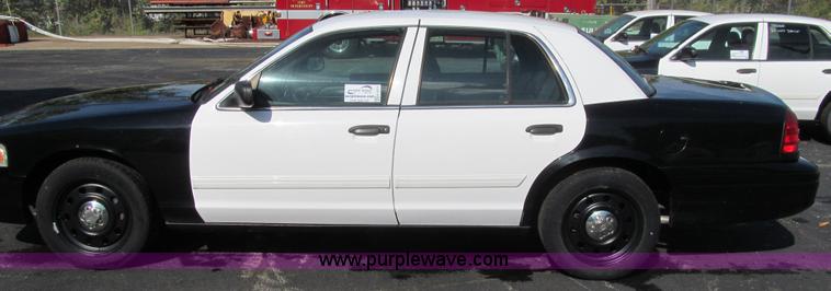 image for item K6373 2009 Ford Crown Victoria Police Interceptor