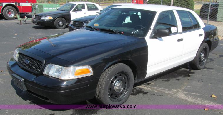 image for item K6373 2009 Ford Crown Victoria Police Interceptor