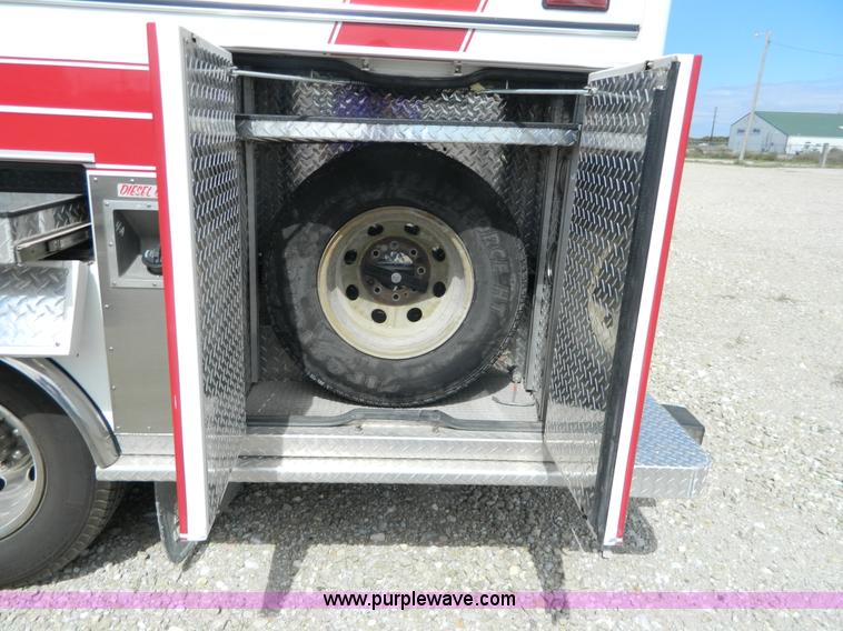 image for item K8186 1993 Ford Econoline E350 ambulance