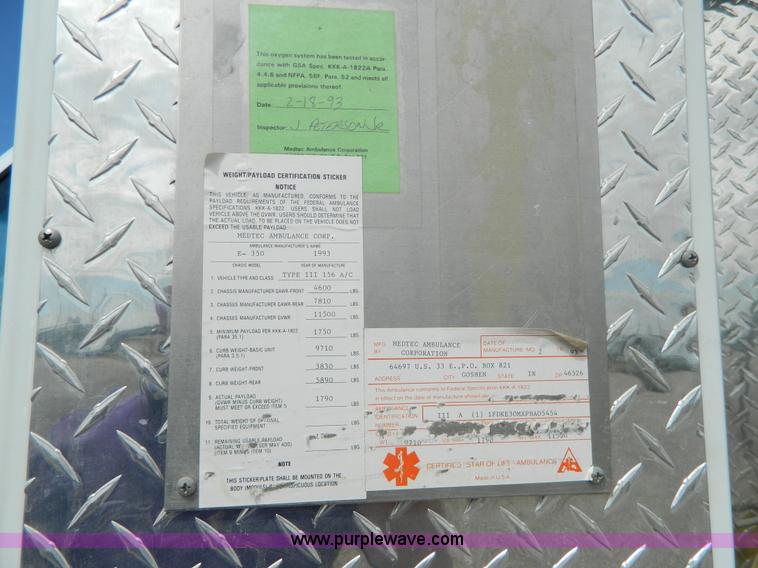 image for item K8186 1993 Ford Econoline E350 ambulance