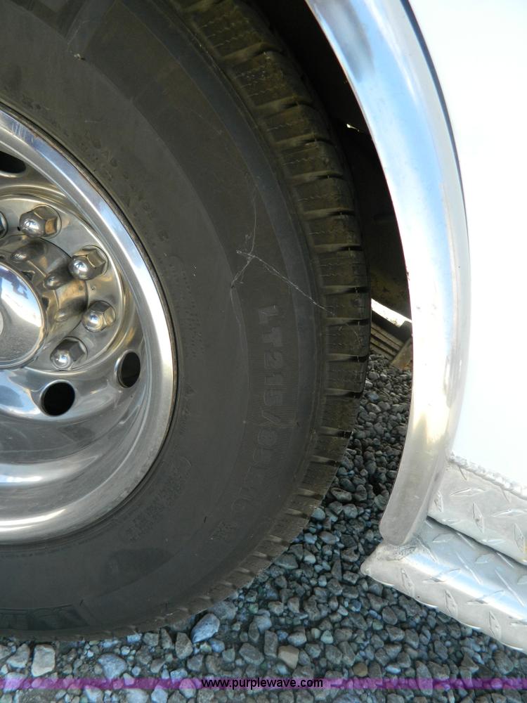 image for item K8186 1993 Ford Econoline E350 ambulance