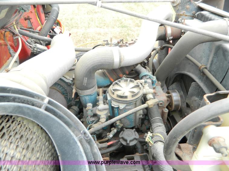 image for item K8198 2001 International 4700 dump truck