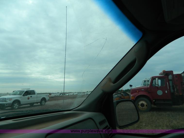 image for item K8200 2005 Ford F250 Super Duty pickup truck