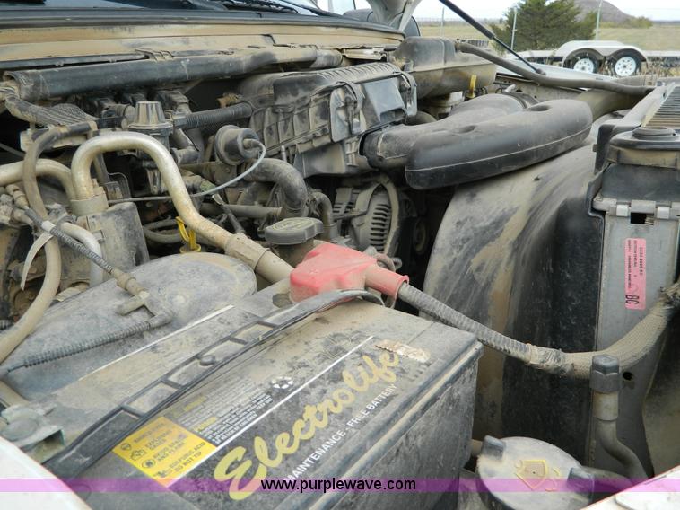 image for item K8200 2005 Ford F250 Super Duty pickup truck