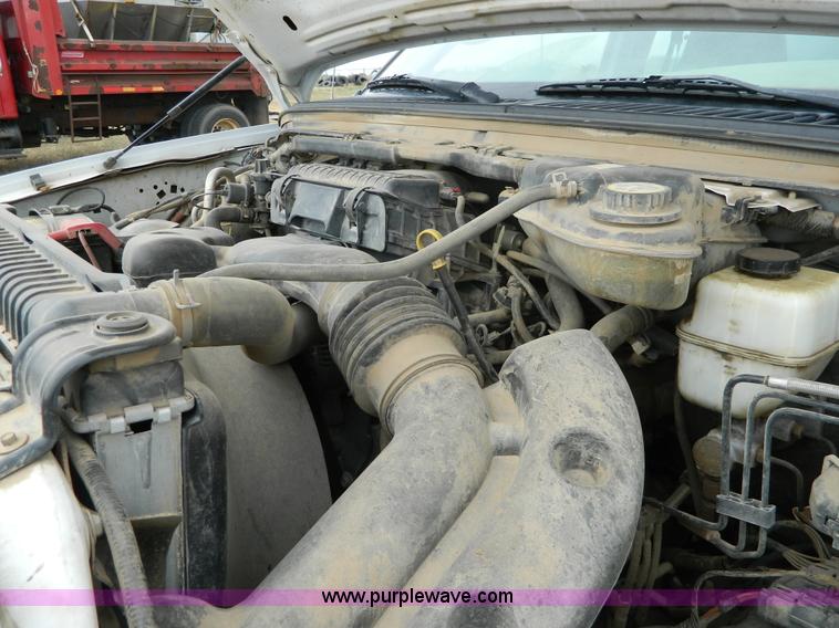 image for item K8200 2005 Ford F250 Super Duty pickup truck