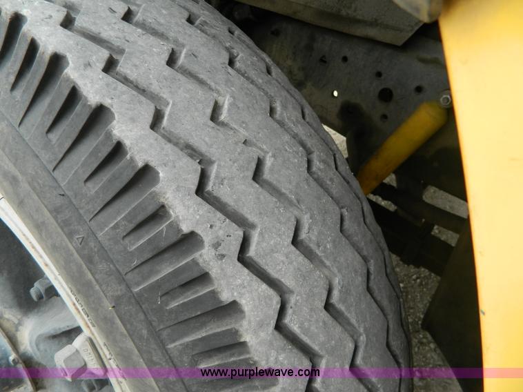 image for item K8201 1984 Chevrolet C70 brush fire truck