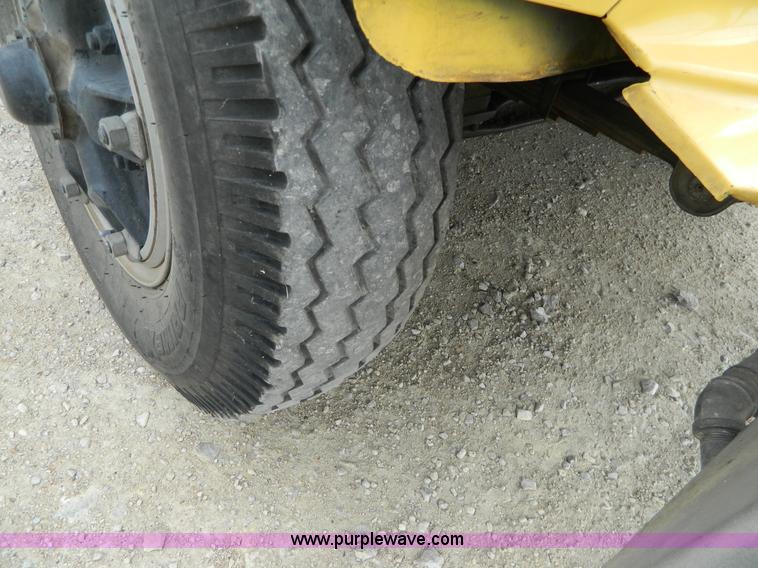 image for item K8201 1984 Chevrolet C70 brush fire truck