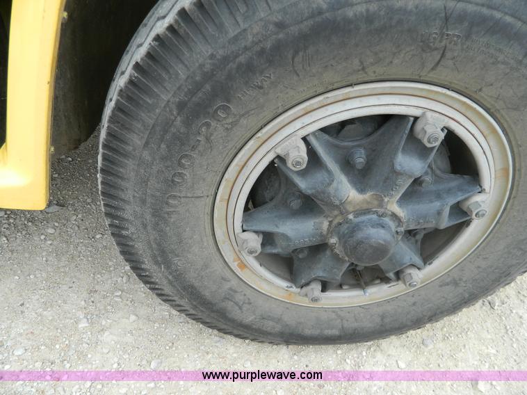 image for item K8201 1984 Chevrolet C70 brush fire truck