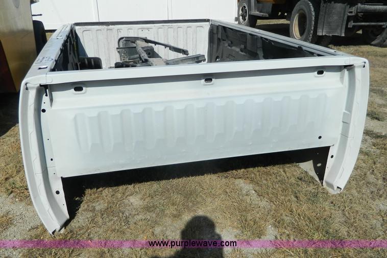 image for item K8225 Chevrolet pickup truck bed