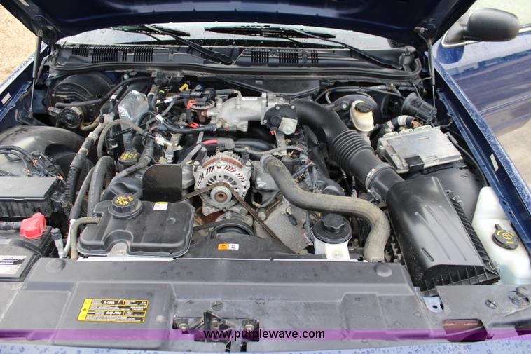 image for item L2337 2010 Ford Crown Victoria Police Interceptor