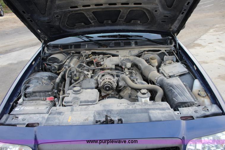 image for item L2338 2010 Ford Crown Victoria Police Interceptor