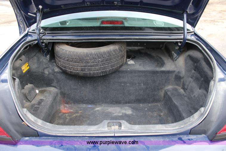 image for item L2338 2010 Ford Crown Victoria Police Interceptor