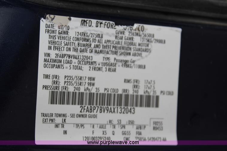 image for item L2338 2010 Ford Crown Victoria Police Interceptor