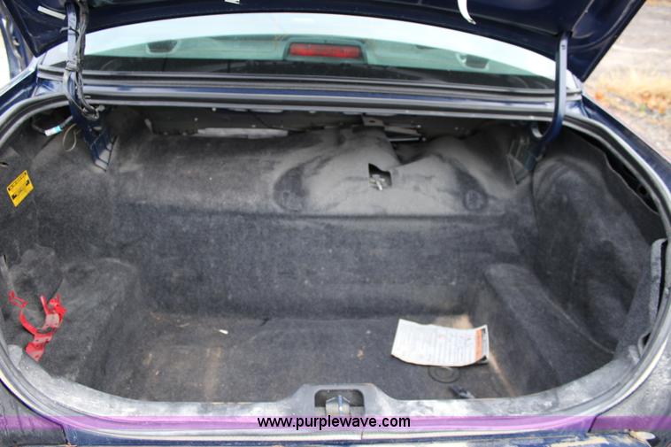 image for item L2339 2010 Ford Crown Victoria Police Interceptor