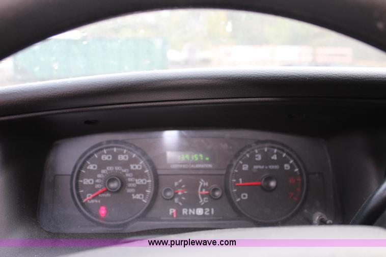 image for item L2340 2010 Ford Crown Victoria Police Interceptor