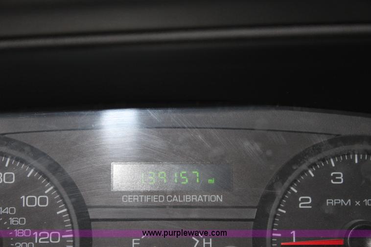 image for item L2340 2010 Ford Crown Victoria Police Interceptor