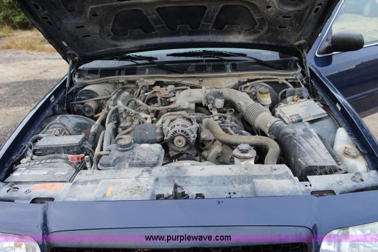 image for item L2340 2010 Ford Crown Victoria Police Interceptor