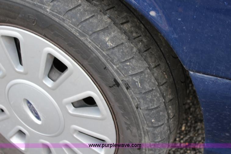 image for item L2340 2010 Ford Crown Victoria Police Interceptor