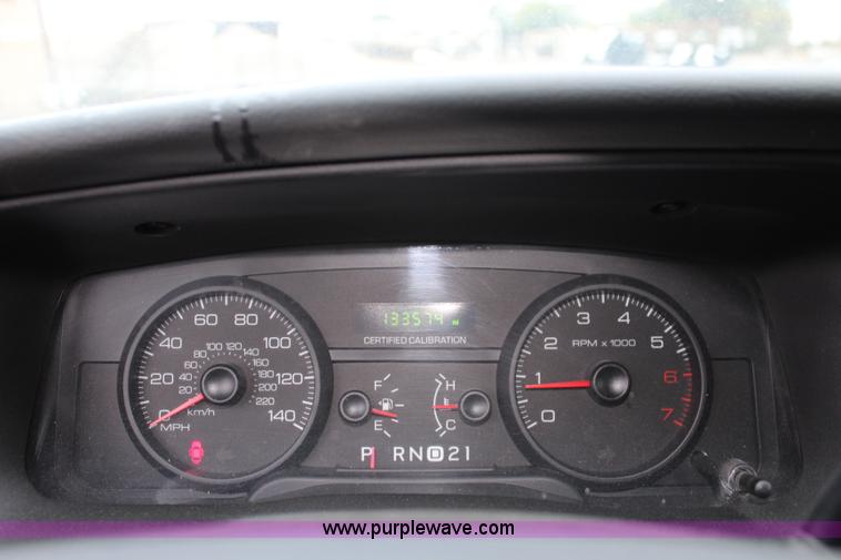 image for item L2341 2010 Ford Crown Victoria Police Interceptor