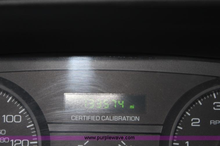 image for item L2341 2010 Ford Crown Victoria Police Interceptor